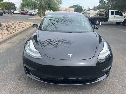 Used 2019 Tesla Model 3 Standard Range Plus RWD image 2