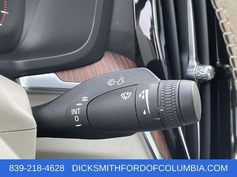 Used 2021 Volvo S60 T5 Momentum w/ Advanced Package image 22