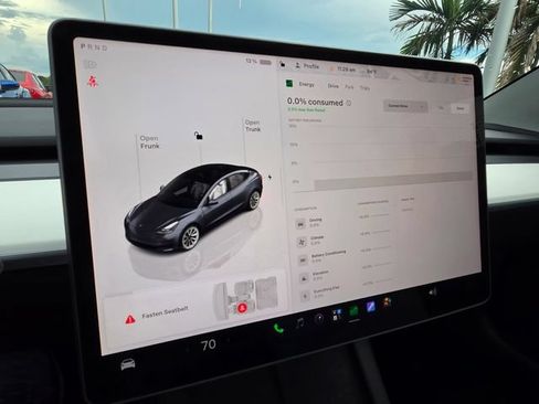 Used 2023 Tesla Model 3 Standard Range RWD image 29