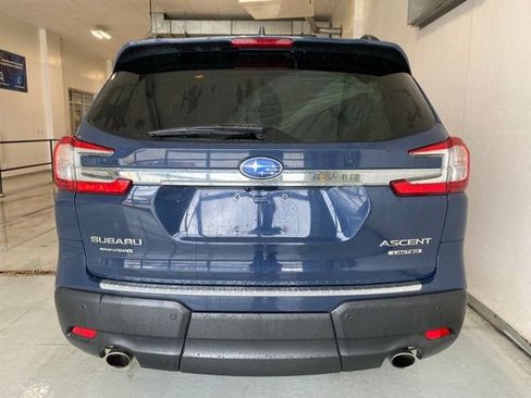 Used 2023 Subaru Ascent Limited w/ Technology Package AWD/4WD image 6