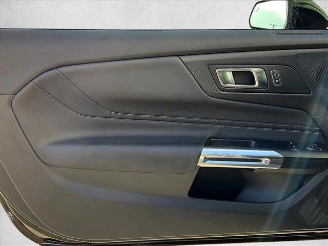 Used 2025 Ford Mustang GT Premium w/ GT Performance Package RWD image 18