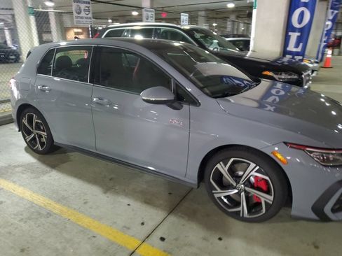 Certified 2026 Volkswagen GTI SE FWD image 21