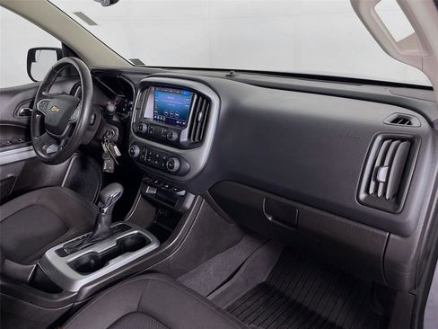 Used 2022 Chevrolet Colorado LT w/ LT Convenience Package image 30