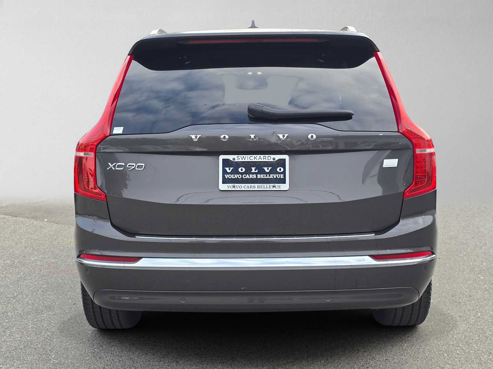 Certified 2024 Volvo XC90 T8 Ultimate w/ Protection Package Premier AWD/4WD image 5