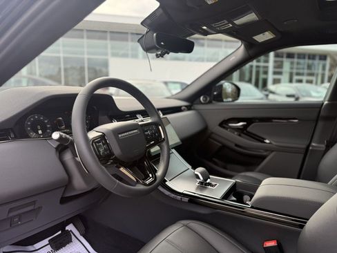 Used 2026 Land Rover Range Rover Evoque S image 13
