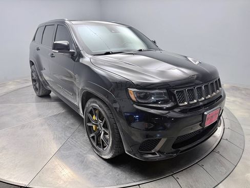 Used 2018 Jeep Grand Cherokee Trackhawk AWD/4WD image 3