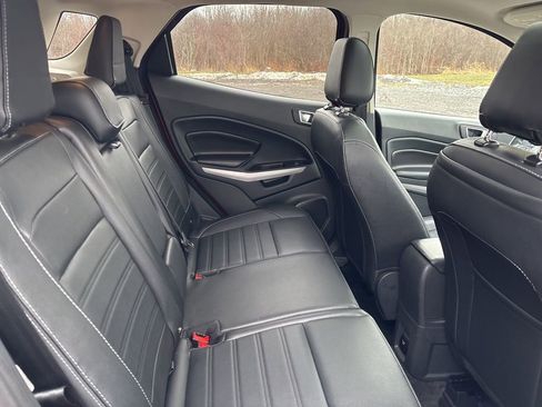 Used 2022 Ford EcoSport Titanium image 28