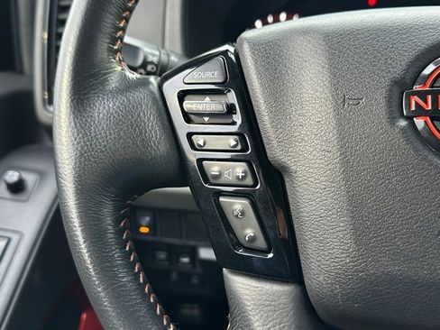 Used 2023 Nissan Frontier PRO-4X w/ Technology Package image 39