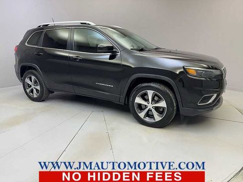 Used 2019 Jeep Cherokee Limited image 7