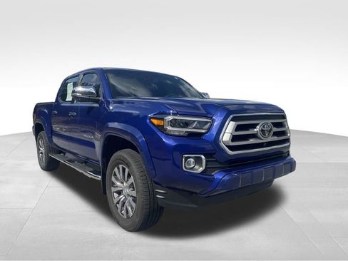 Used 2022 Toyota Tacoma Limited RWD image 3