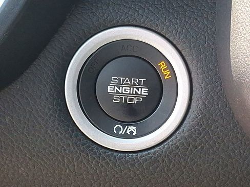 Used 2023 RAM 1500 Big Horn AWD/4WD image 23