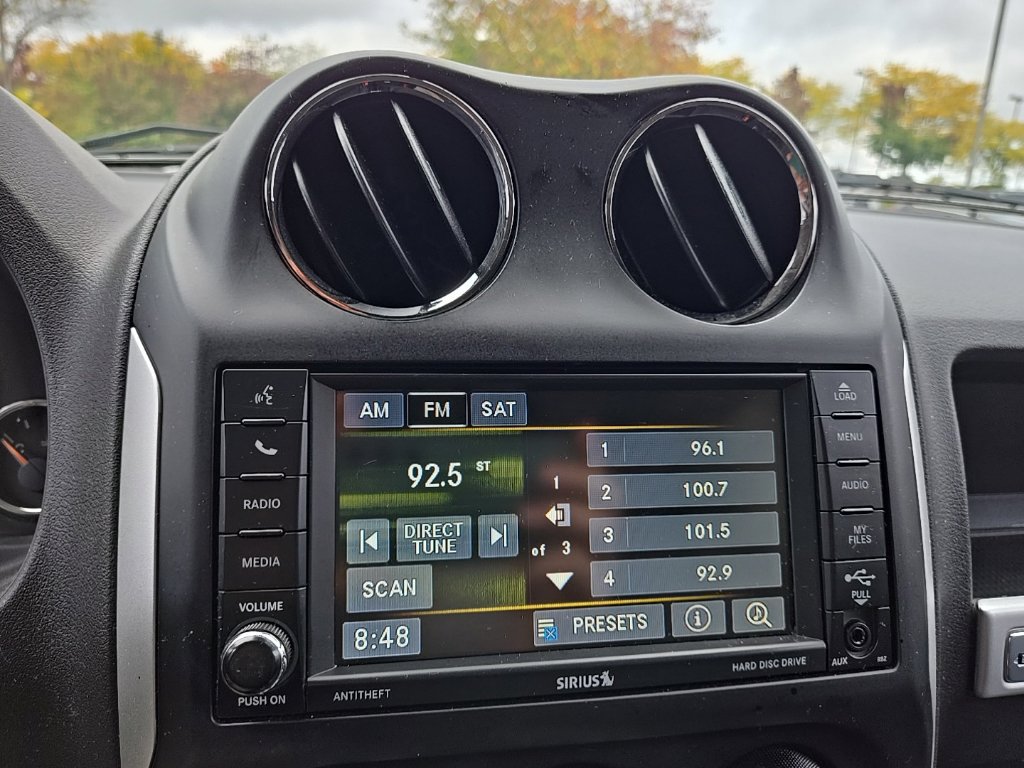 Used 2017 Jeep Compass High Altitude AWD/4WD image 18