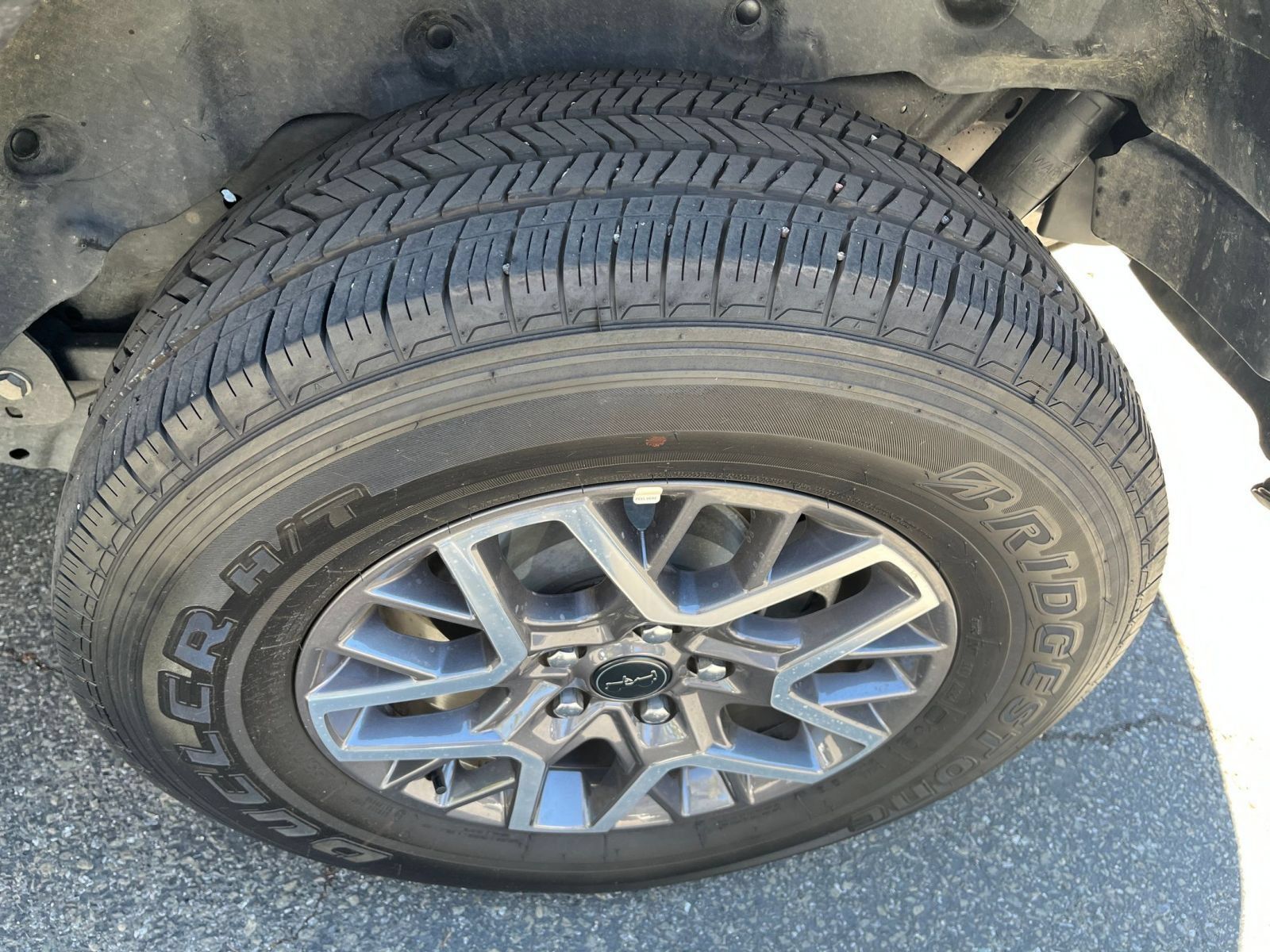 Used 2025 Jeep Wrangler Unlimited Sahara AWD/4WD image 29