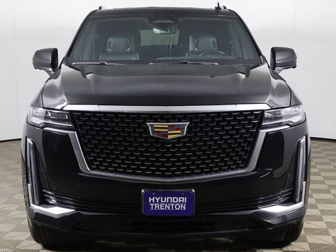 Used 2023 Cadillac Escalade Sport AWD/4WD image 17