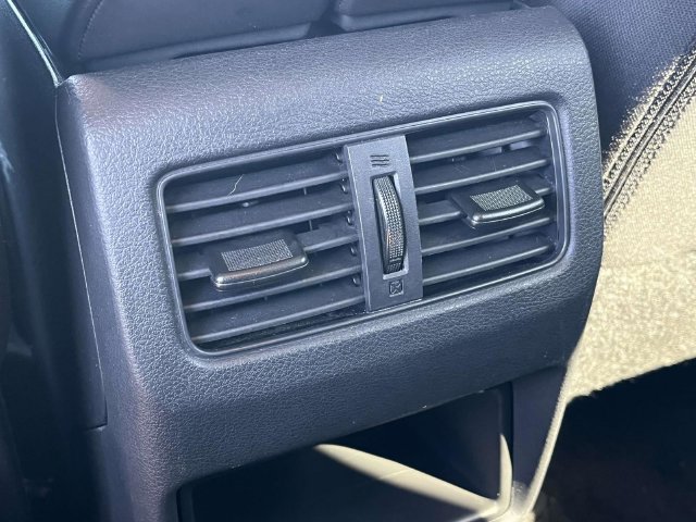 Used 2022 Nissan Rogue S FWD image 19