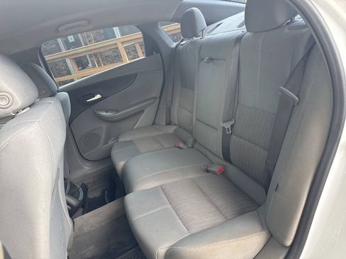 Used 2016 Chevrolet Impala LS FWD image 11