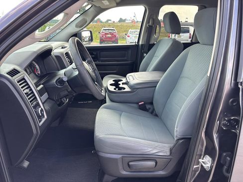 Used 2019 RAM 1500 Express w/ Express Value Package AWD/4WD image 18