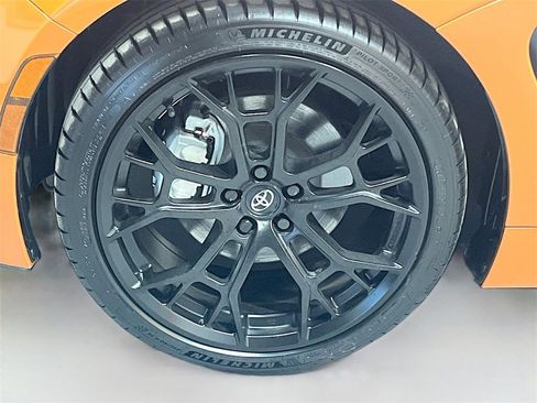 Used 2023 Toyota GR86 10th Anniversary SE image 29