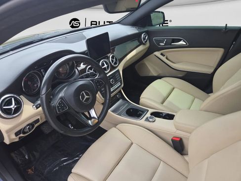 Used 2018 Mercedes-Benz CLA 250 4MATIC image 16