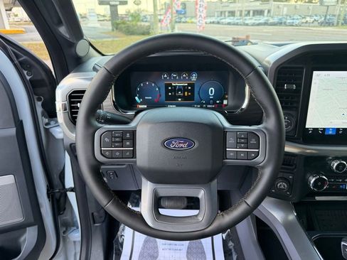 Used 2025 Ford F150 Lariat w/ FX4 Off-Road Package image 18