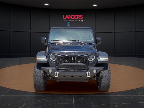 Used 2019 Jeep Wrangler Unlimited Rubicon AWD/4WD image 6