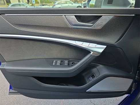 Used 2023 Audi RS 7 Sportback image 17