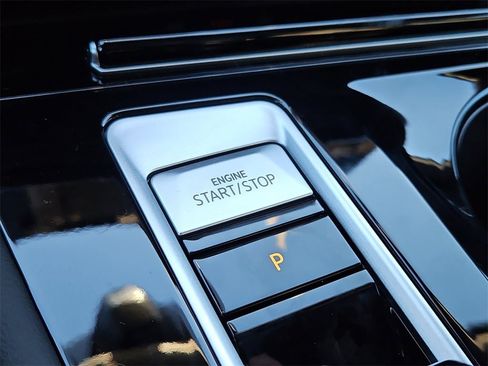 New 2026 Volkswagen Atlas Cross Sport SEL Premium R-Line image 19