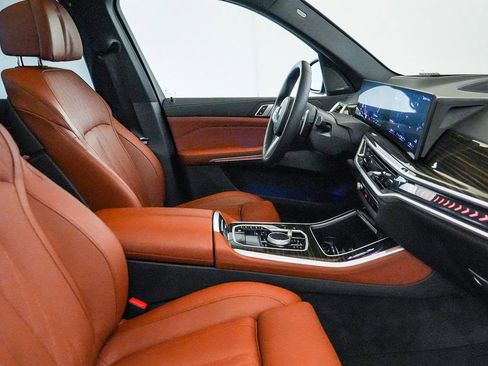 Certified 2024 BMW X5 xDrive40i w/ M Sport Package AWD/4WD image 18