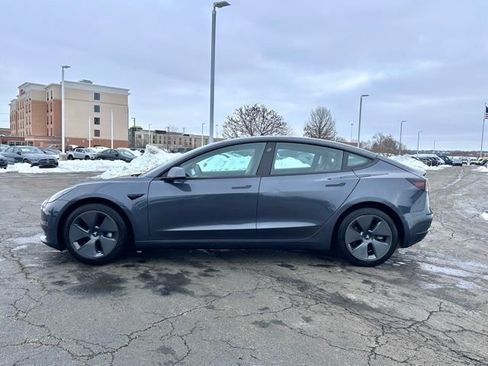Used 2023 Tesla Model 3 Standard Range image 6