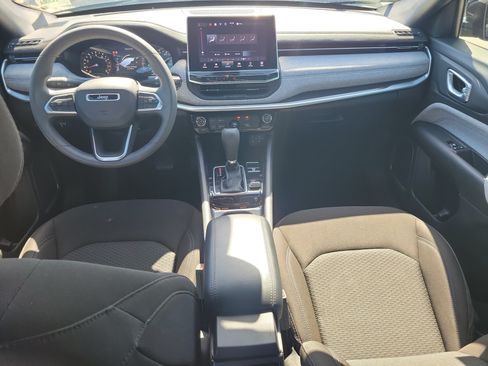 Used 2024 Jeep Compass Sport AWD/4WD image 16