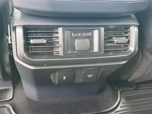 Used 2023 Ford F150 Lariat w/ Equipment Group 502A High AWD/4WD image 20