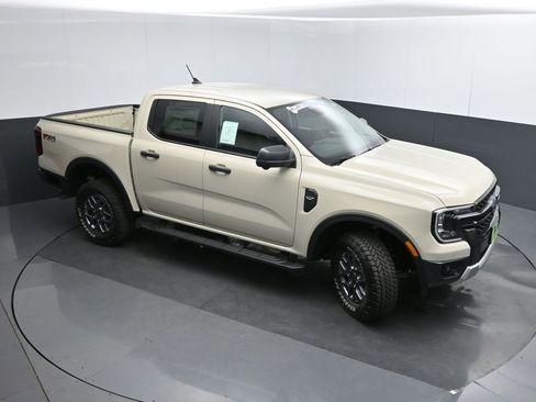 New 2025 Ford Ranger XLT w/ FX4 Off-Road Package AWD/4WD image 39