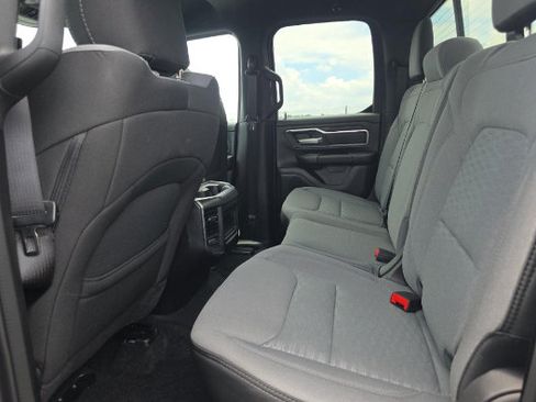 Used 2025 RAM 1500 Big Horn AWD/4WD image 11