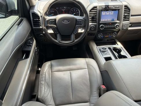 Used 2018 Ford Expedition Max XLT w/ Equipment Group 202A RWD image 14