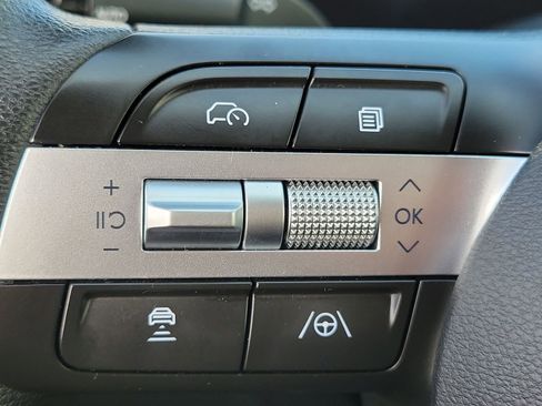 Certified 2025 Hyundai Tucson SE FWD image 8