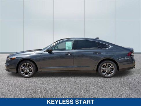 Used 2024 Honda Accord EX image 2
