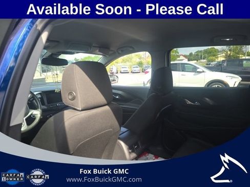 Used 2023 GMC Terrain SLE w/ Driver Convenience Package AWD/4WD image 8