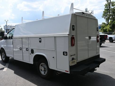 New 2025 Chevrolet Express 3500 w/ Power Convenience Package RWD image 3