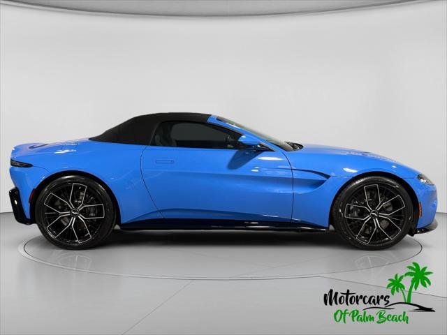 Used 2021 Aston Martin V8 Vantage Roadster RWD image 3