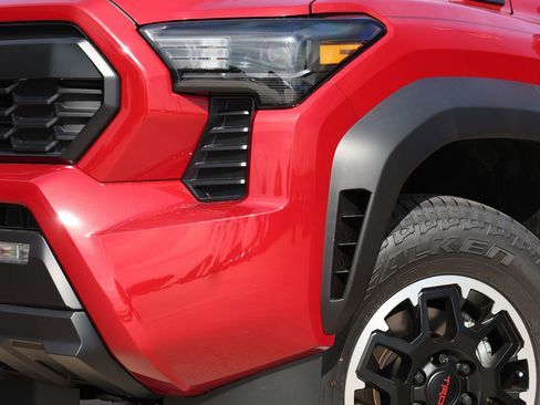 New 2026 Toyota Tacoma TRD Off-Road AWD/4WD image 10