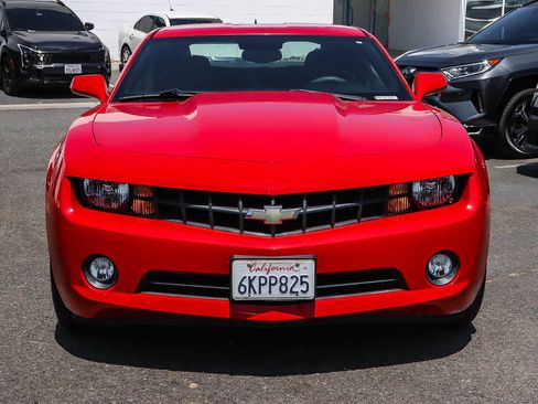 Used 2010 Chevrolet Camaro LT RWD image 2