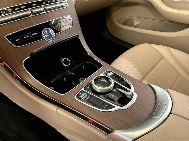 Used 2019 Mercedes-Benz C 300 4MATIC Sedan image 16