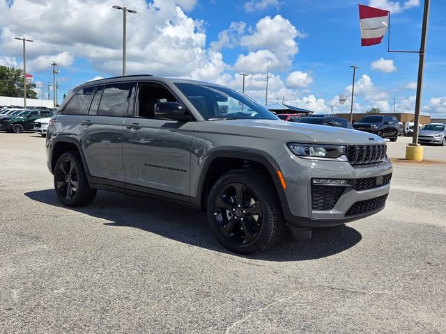 New 2027 Jeep Grand Cherokee Limited AWD/4WD image 1