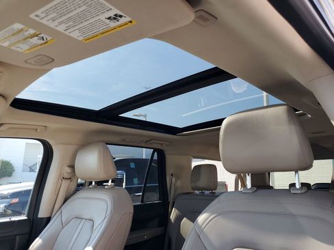 Used 2024 Ford Expedition Max Limited image 22