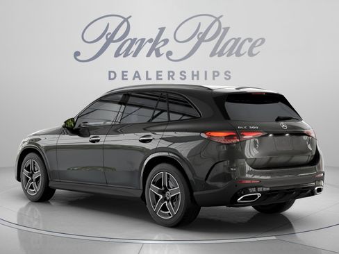 Used 2026 Mercedes-Benz GLC 300 4MATIC image 13
