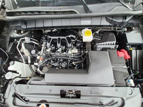 Used 2025 Nissan Pathfinder SL AWD/4WD image 31