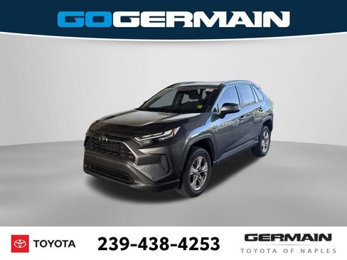 Used 2023 Toyota RAV4 XLE w/ Convenience Package FWD image 1