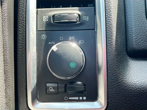 Used 2022 RAM 1500 Warlock w/ Electronics Group AWD/4WD image 10