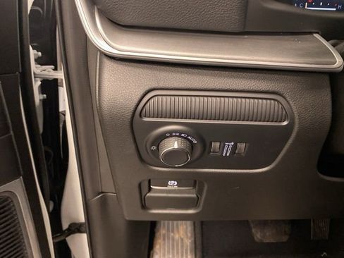 New 2026 Jeep Grand Wagoneer 4WD image 22