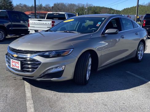Used 2024 Chevrolet Malibu LT image 25